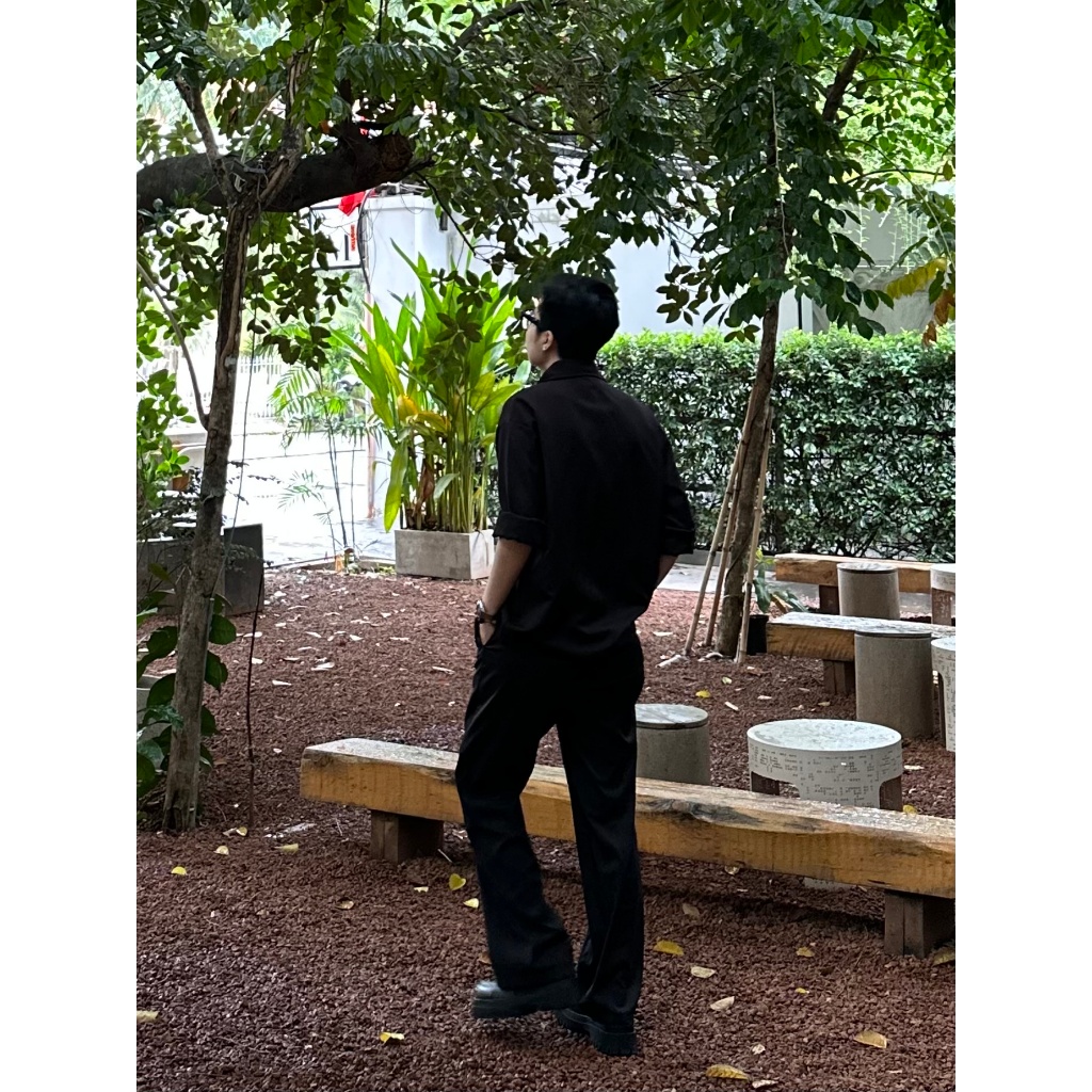 BLACK SHIRT | ÁO SƠ MI ĐEN TAY DÀI