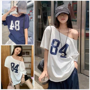 Áo Thun Nữ Dáng Rộng Lệch Vai, Áo Cộc Tay In Số 84 Cổ Lệch Chất Thun Cotton Dày Dặn Form Rộng Cho Nữ
