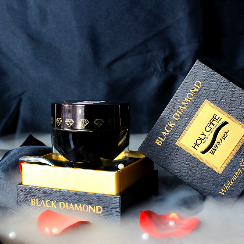 Kem dưỡng trắng da Đài loan cao cấp Holy Care Black Diamond 25G
