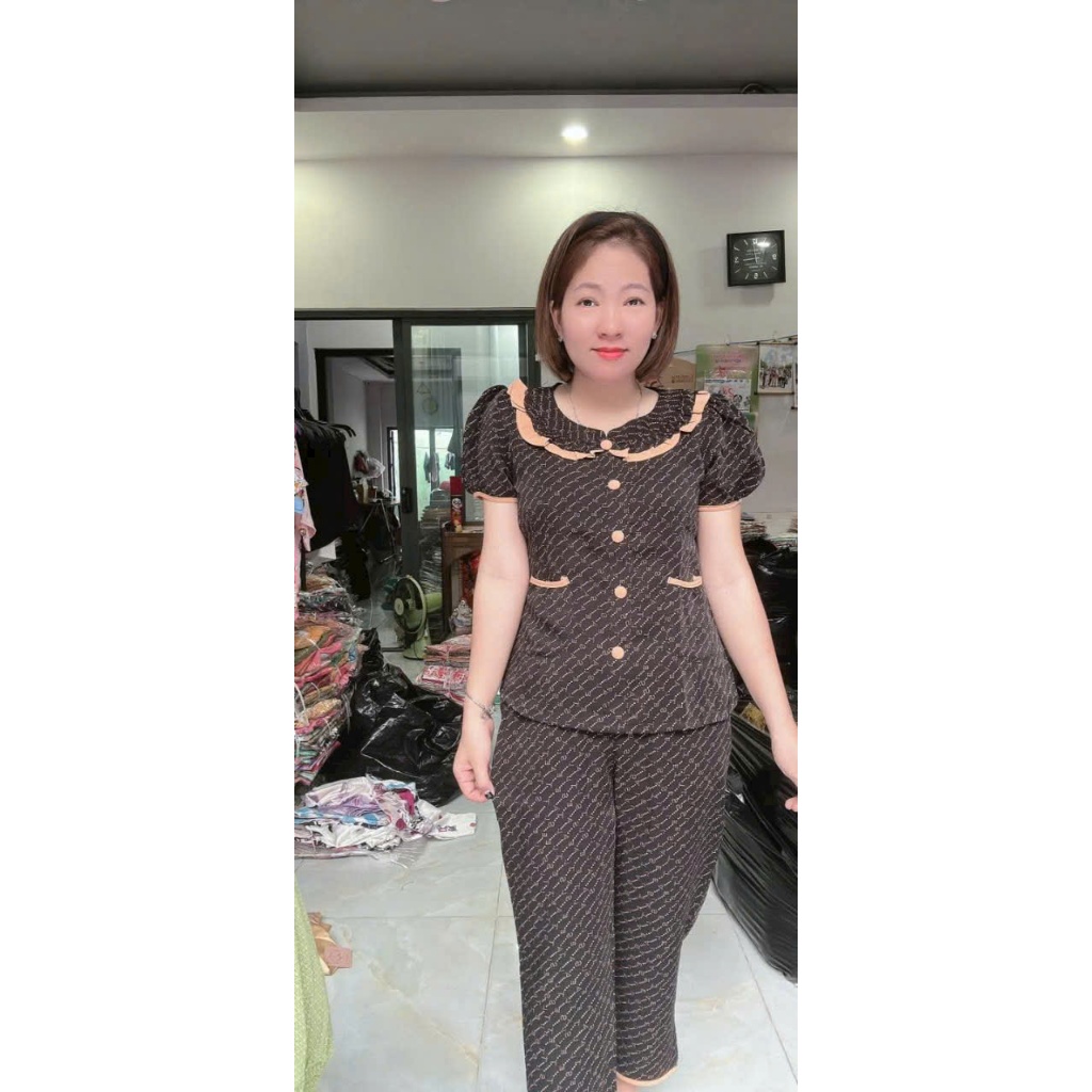 Đồ bộ nữ,đồ ngủ mặc nhà lửng 9 tấc vải lụa mango tay phồng cổ sen hoạ tiết caro dễ thương size 45-62kg.