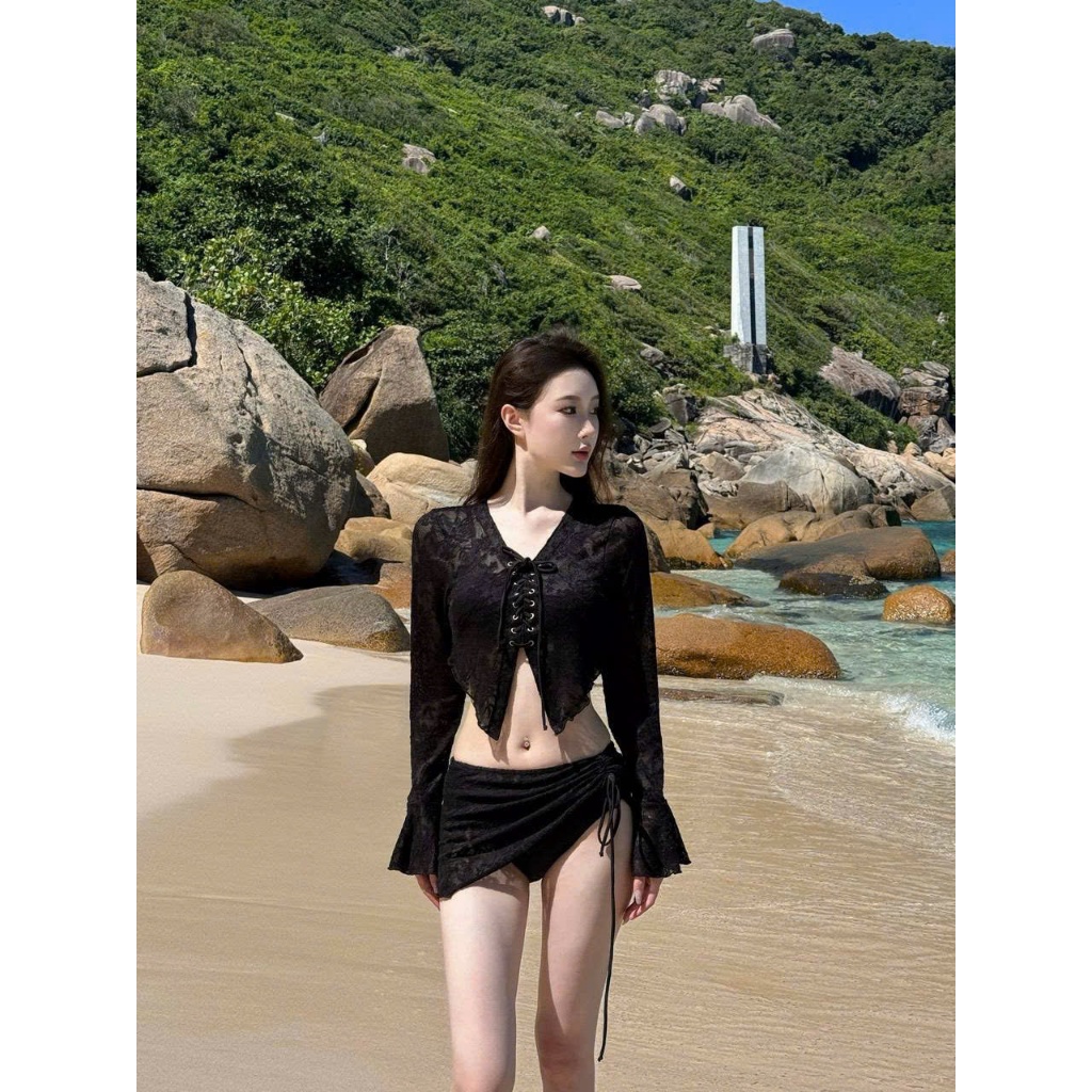 Ms 092 Bikini đồ bơi biển bốn chi tiết áo có mút áo KHOÁC ĐAN DÂY phối váy rút dây sẵn chip sang xịn