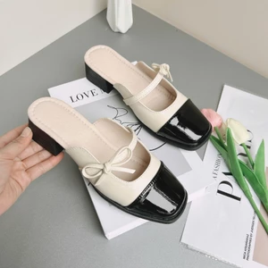Giày Sục nữ hở gót đính nơ cạnh mũi vuông Mã V232
