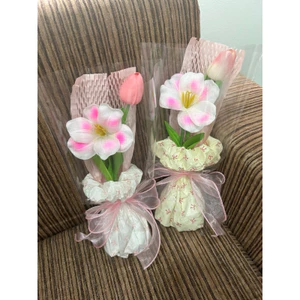 BÓ HOA TULIP GIẤY NHÚN XINH XẮN