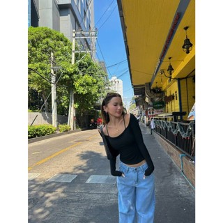 Áo hở vai dây mỏng M083