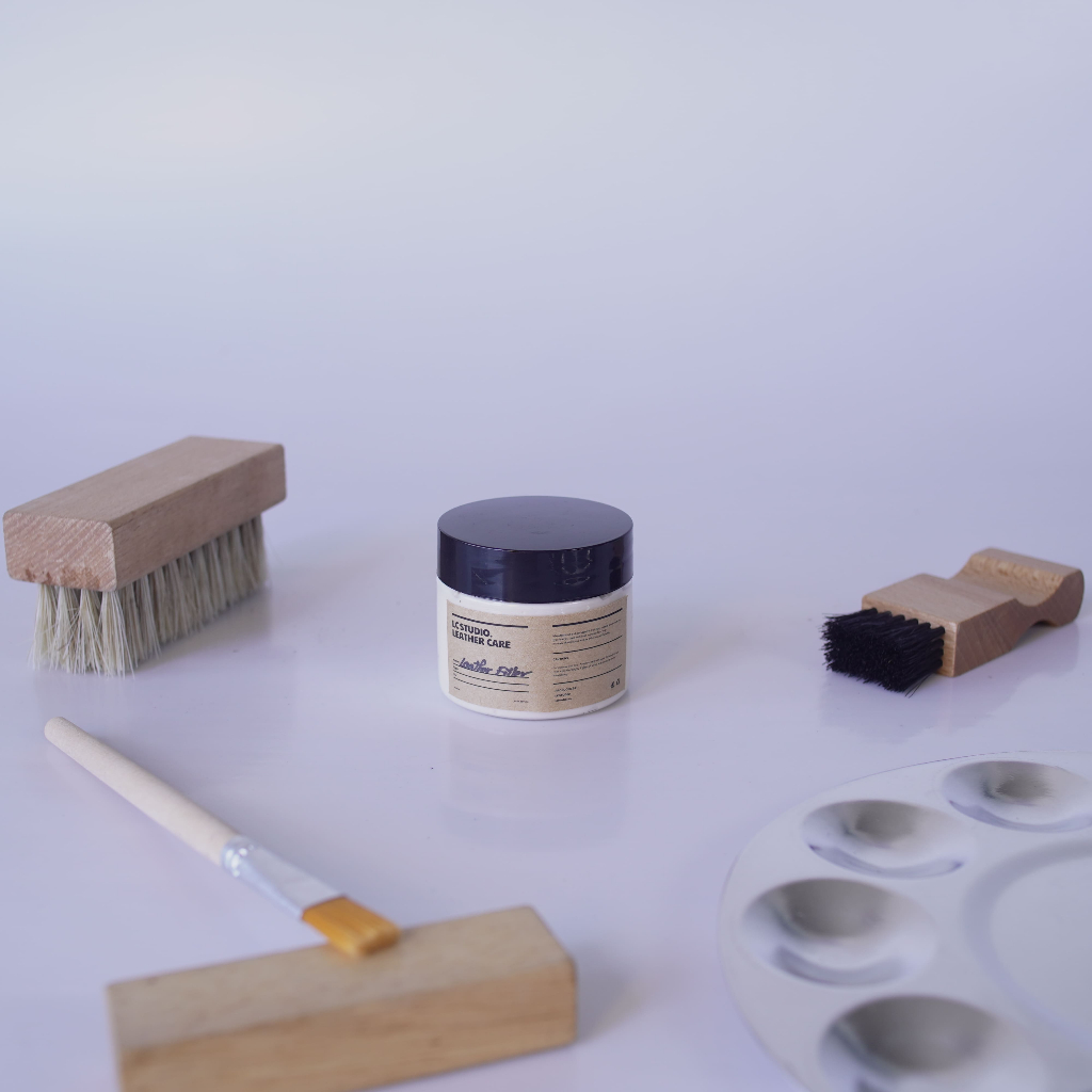 Leather Filler Bả Matit Trám Vết Nứt Phục Hồi Dành Cho Đồ Da,Sofa, Nội Thất Ô Tô, Giày Dép, Túi Xách, Sneaker LC Studio