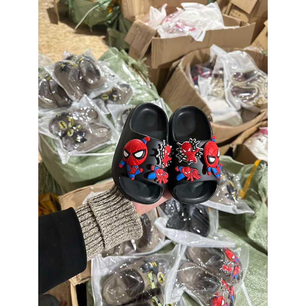 Dép Lê Trẻ Em Sticker Batman - Spiderman Dễ Thương Chất Liệu EVA Chống Trơn Trượt Siêu Nhẹ, Siêu Mềm Cho Bé Trai Bé Gái.