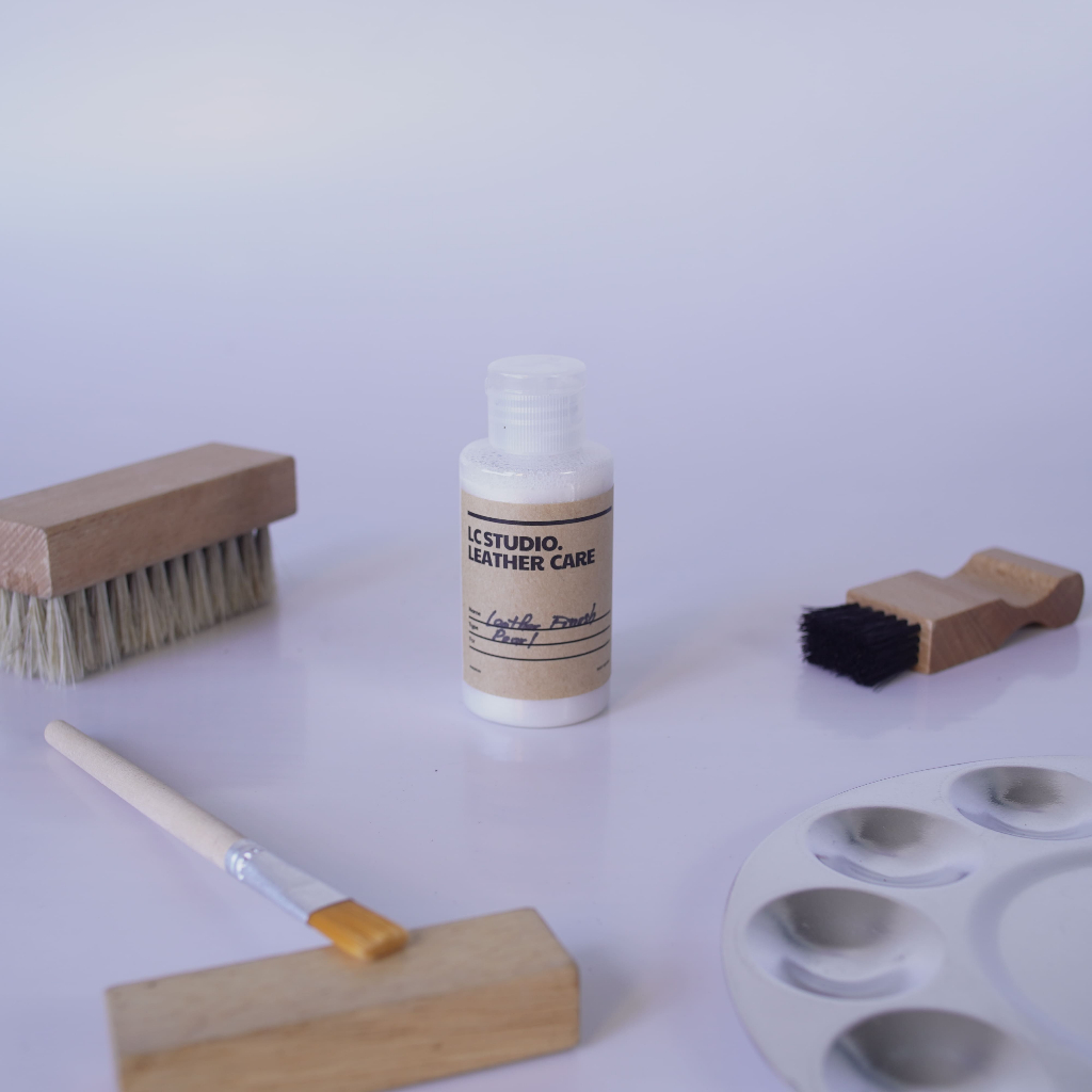 Leather Finish Phủ Bảo Vệ Màu Sơn Hiệu Ứng Pearl Phục Hồi Dành Cho Đồ Da,Giày Dép, Túi Xách, Sneaker Đồ Hiệu LC Studio.