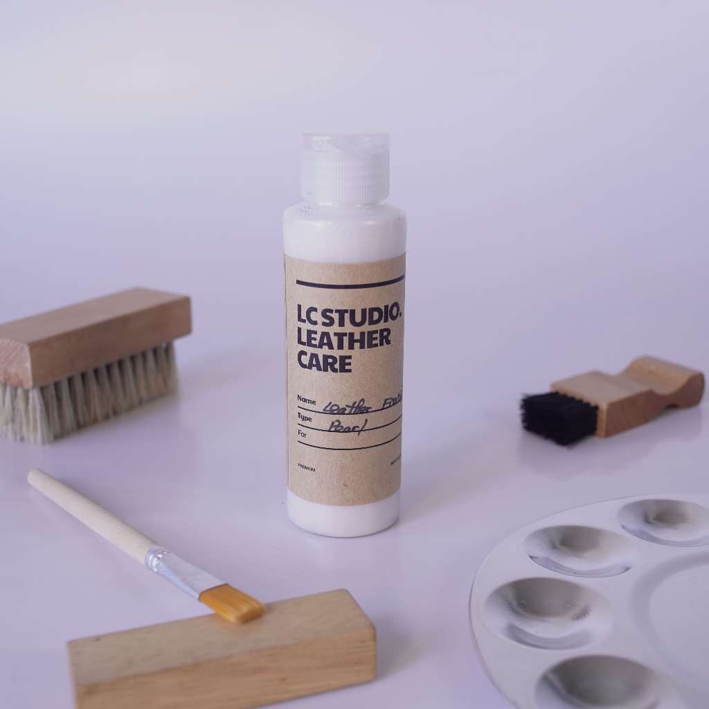 Leather Finish Phủ Bảo Vệ Màu Sơn Hiệu Ứng Pearl Phục Hồi Dành Cho Đồ Da,Giày Dép, Túi Xách, Sneaker Đồ Hiệu LC Studio.