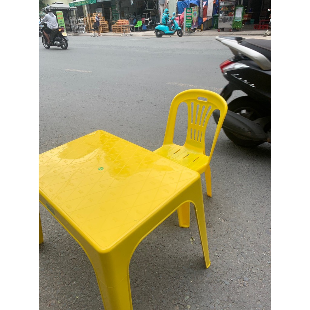 🍽️ BÀN NHỰA ĂN CƠM CAO CẤP – BỀN ĐẸP, TIỆN LỢI CHO MỌI GIA ĐÌNH 🍽️