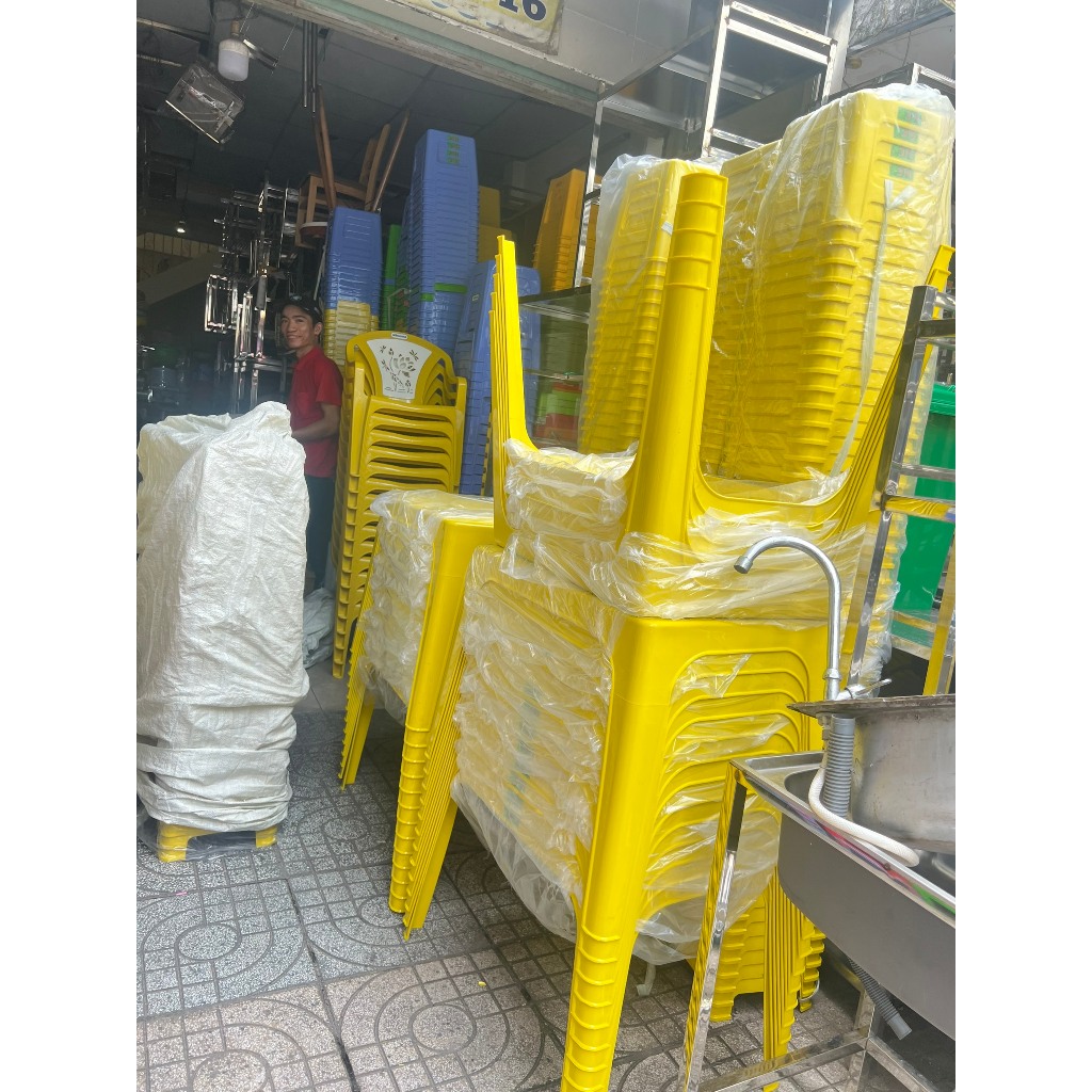 🍽️ BÀN NHỰA ĂN CƠM CAO CẤP – BỀN ĐẸP, TIỆN LỢI CHO MỌI GIA ĐÌNH 🍽️