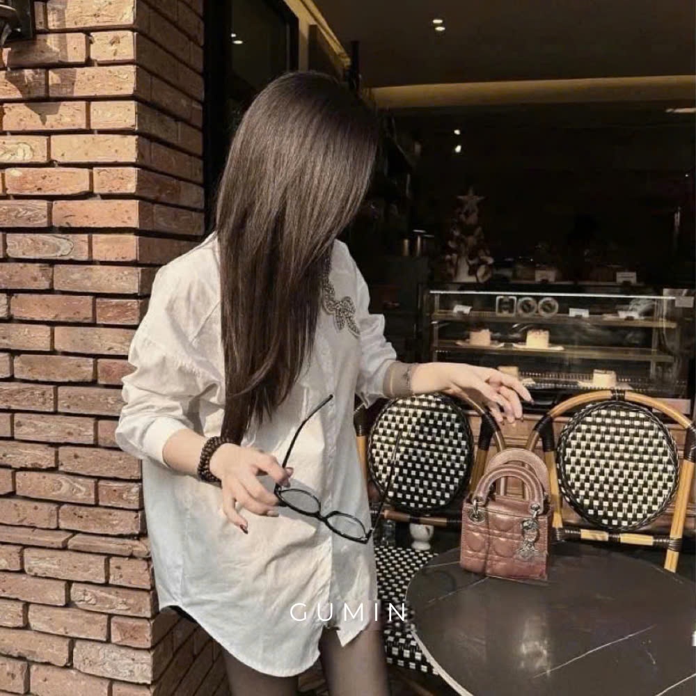 Áo sơ mi trắng GUMIN thiết kế đính đá hồ điệp dáng thụng giấu quần, áo sơ mi nữ sang trọng cao cấp