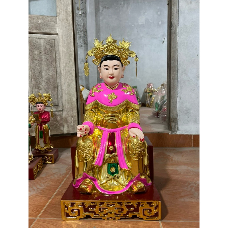 Tượng cô Chín gỗ mít ngồi song thất