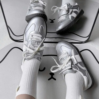 Giày thời trang bigsize nữ Champion sliver màu bạc đế cao su êm nhẹ , sneaker thời trang cao cấp