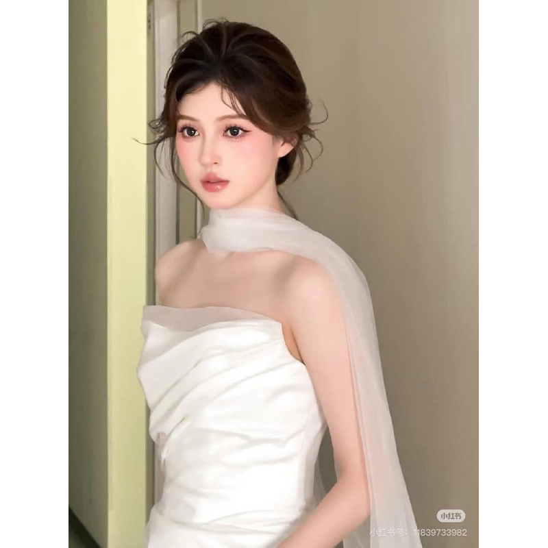 khăn voan choàng cổ cho cô dâu màu trắng tinh