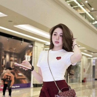 Áo Phông Nữ Cổ Tròn ÔM BODY Thuê Tim Viền Nổi