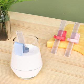 Ống hút silicon gắn bát, cốc cho bé ăn dặm