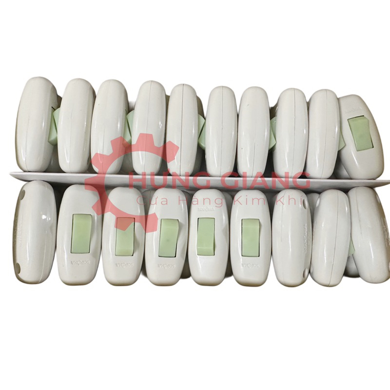 5 CÁI Công Tắc Đơn Sopoka, Công Tắc Quả Nhót Dạ Quang NDQ-3