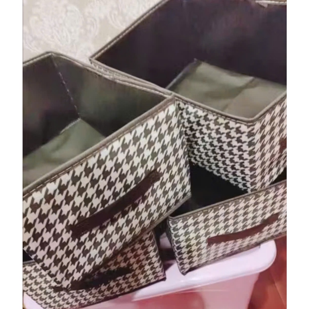 Hộp Đựng Khung Sắt Tiện Lợi-Hộp Đựng Gấp Gọn-Sang Trọng-Tiết Kiệm Diện Tích – HỘP VẢI SANG TRỌNG CÓ ĐẾ LÓT