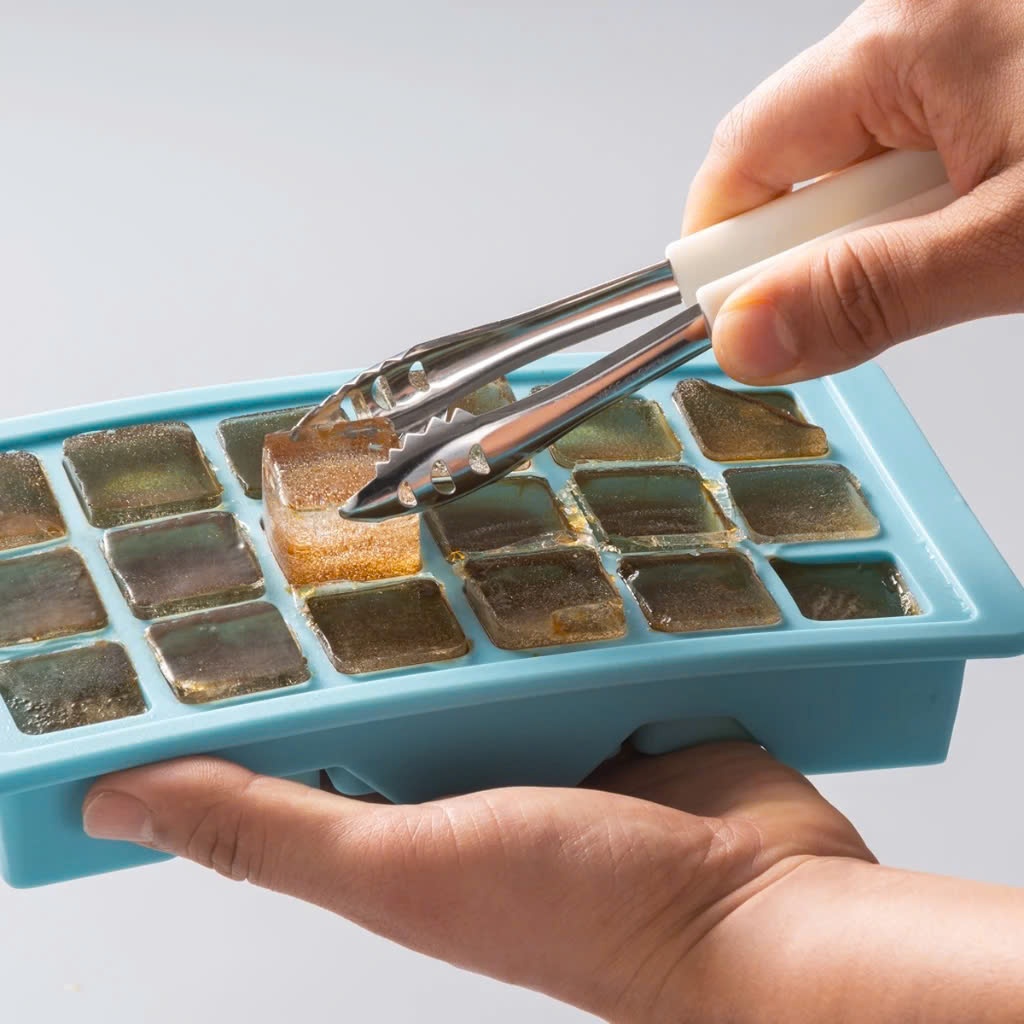 Khay Làm Đá Silicone LocknLock Ice Tray SLX167, SLX168, SLX169 Màu Xanh Dương - K-MALL