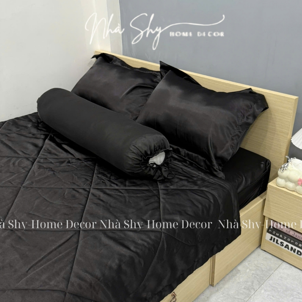 Trọn Bộ Drap Giường Phi Lụa Bóng Cao Cấp Màu Đen Đủ Size - Set 4 Món và 5 Món - Nhà Shy Home Decor