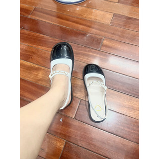 Giày sandal mũi tròn quai sích ngọc chất da bóng N002 ( phom rộng)