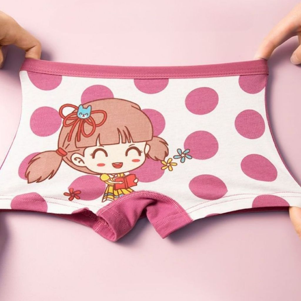 COMBO 4 Quần chip đùi bé gái chất cotton co giãn thấm hút đáy kháng khuẩn họa tiết cute LANIXA L8009