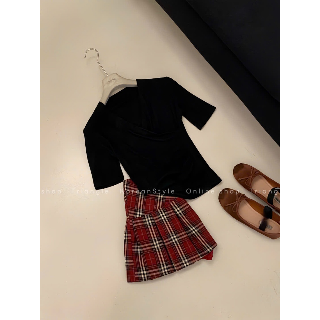 Triangle - Jasmin Shirt - Áo thun Wgwe có tay cổ V đan chéo phong cách Hàn Quốc thanh lịch và dễ mặc, ứng dụng cao
