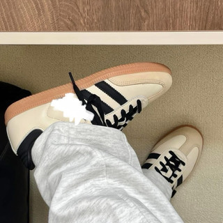 Giày thể thao bigsize nam nữ màu be đen cổ thấp đế bằng , sneaker thời trang cao cấp