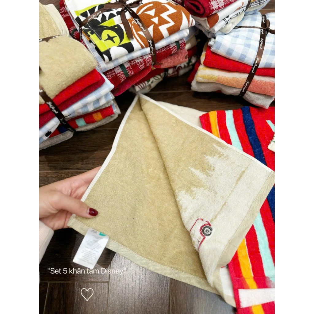SET 5 KHĂN TẮM HÌNH DISNEY SIÊU XINH, SIÊU THẤM CHO BÉ