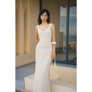 Đầm OLV maxi len dệt kim đính hoa quyến rũ năng động Raelynn phù hợp đi chơi đi biển mùa hè