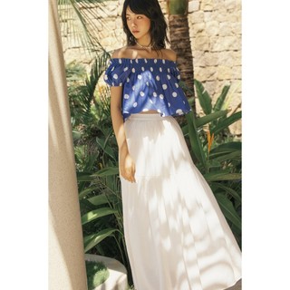 Chân váy OLV dài xòe bồng bềnh đi biển Aspyn Midi Skirt in White mùa hè