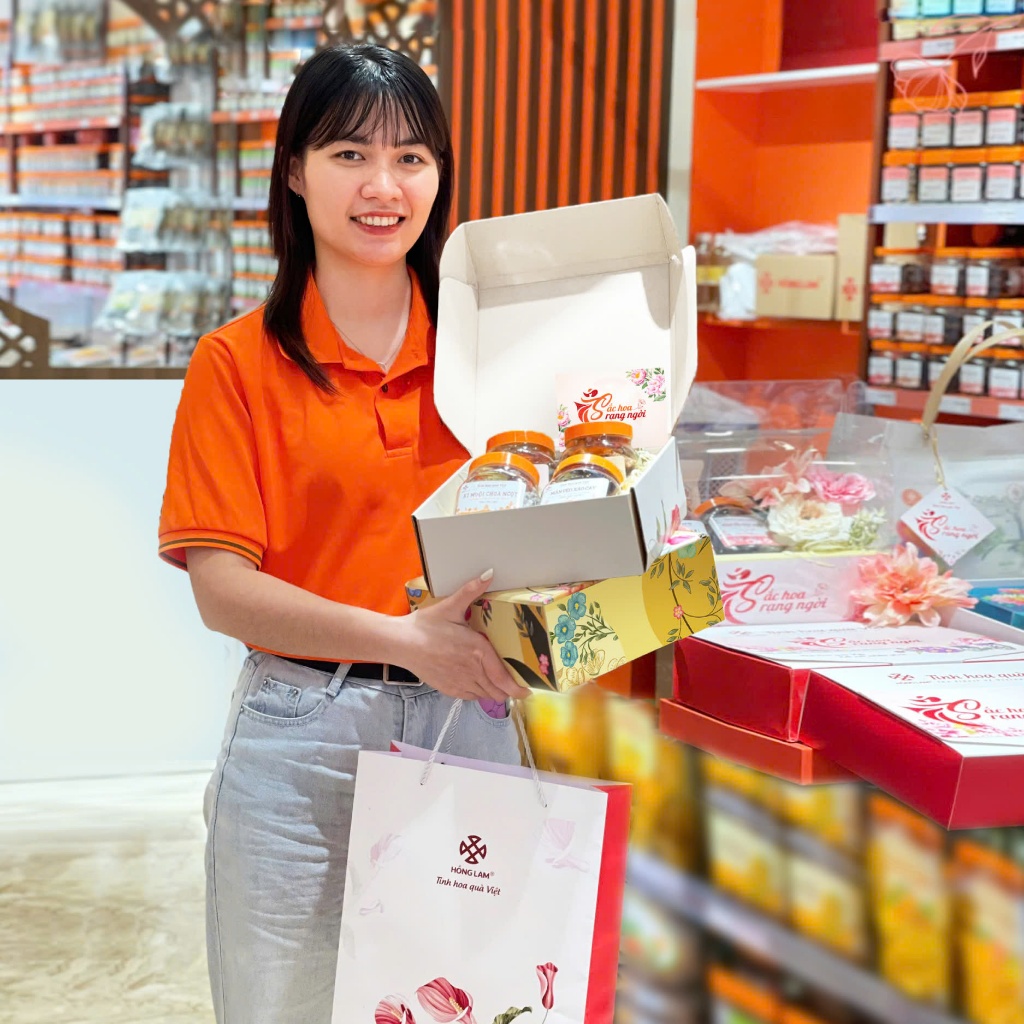 Ảnh Bộ quà Hạnh Phúc Hồng Lam. Set quà tặng thiết thực, ý nghĩa 2