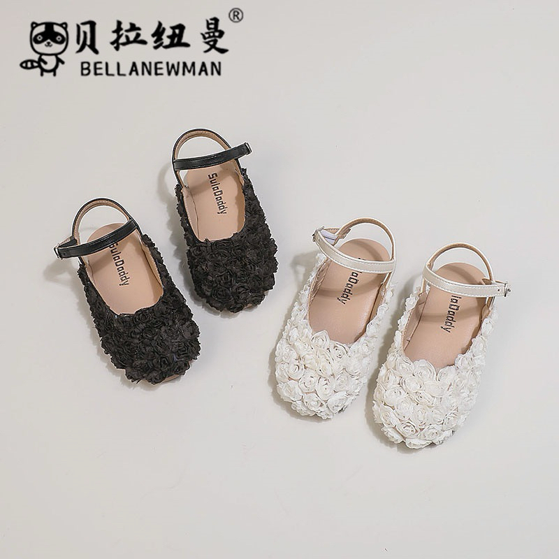 (Sẵn 28) Giày đế bệt quai đeo hoa đính xếp nhỏ dành cho bé gái