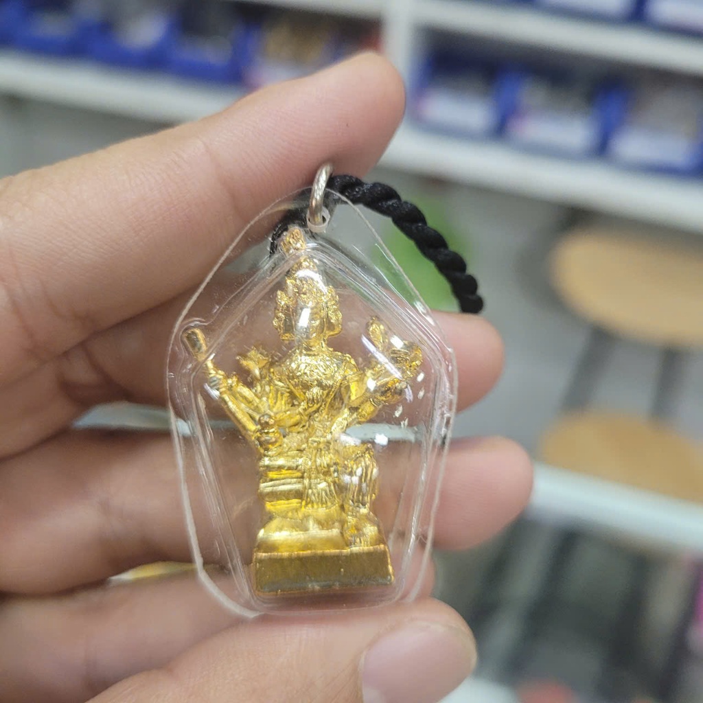 Phụ Kiện Treo Xe Hoặc Đeo Cổ Tứ Diện Khung Nhựa 4cm Nhỏ Gọn Cao Cấp Từ Thailand