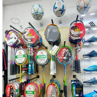 Móc Treo Vợt Cầu Lông 4 Móc Loại Bắn Vít Chắc Chắn, Treo Được 10–15 Vợt Đa Năng