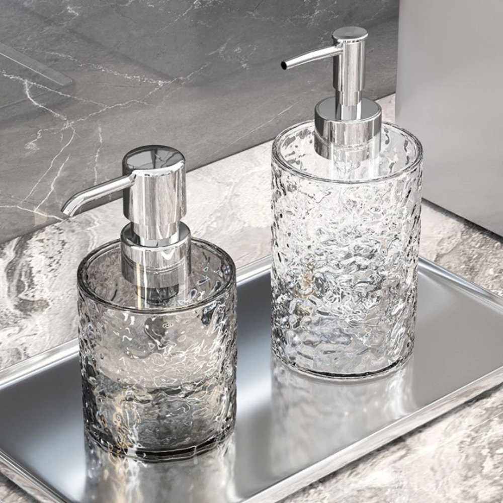 Chai Chiết Dầu Gội Sữa Tắm Trong Suốt 300ml 400ml Chai Đựng Nước Rửa Tay Vòi Nhấn Decor Nhà Tắm Khách Sạn DINO