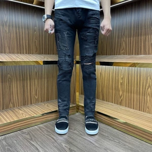 quần Jeans nam đen bạc AMR chữ đen túi da sau mông bốn cúc