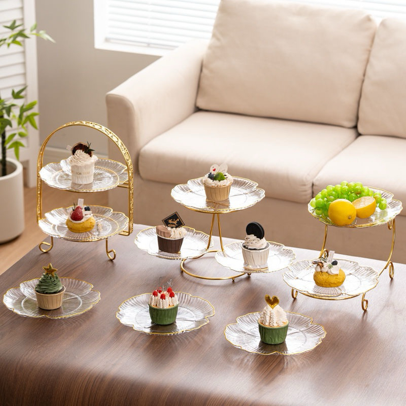 Kệ trang trí, decor, bày bánh trong các buổi tiệc sang trọng