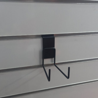 Móc Treo Vợt Bóng Bàn Gắn Kệ Rãnh Slatwall - Dài 9cm