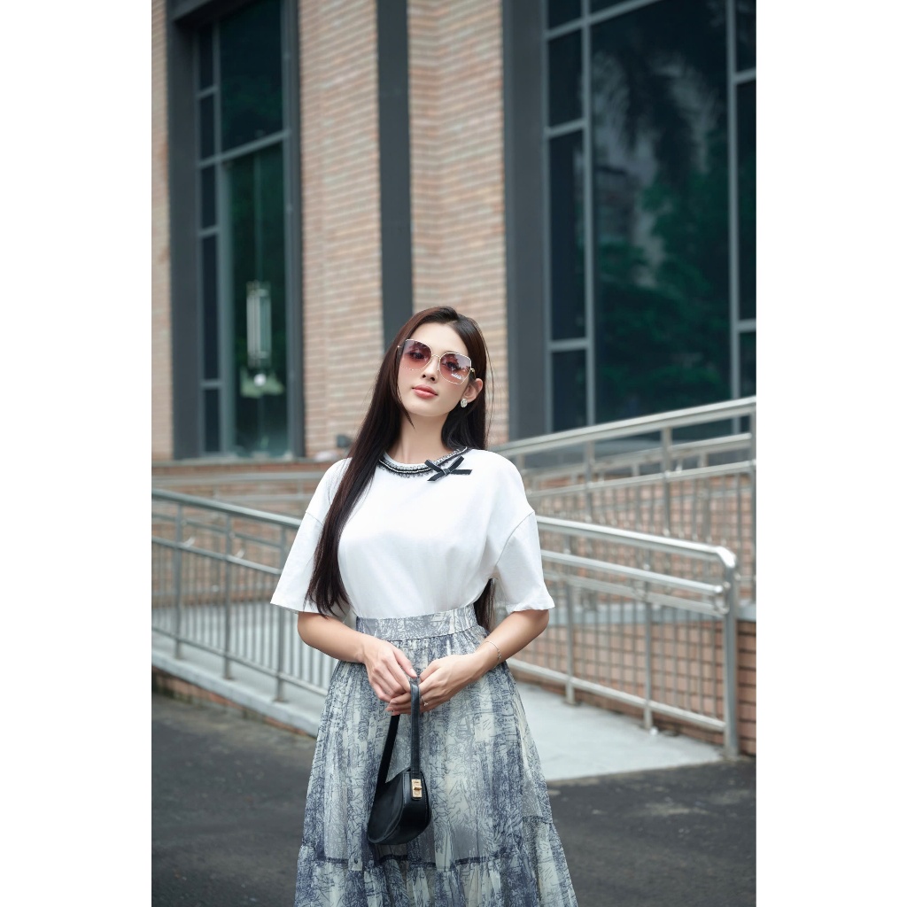 Ảnh Áo Thun 𝐂𝐂𝐇𝐀𝐓 Dáng Suông Cộc Tay Trang Trí Chất Liệu Thoáng Mát Cao Cấp 1