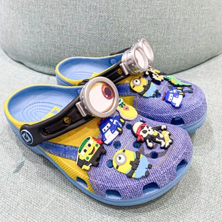 Dép sục classic minion 3 mắt kính, Sục cho bé trai bé gái Despicable Me Clog mắt lé tặng kèm jibbitz charms gắn dép