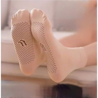 (Có chống trượt) Set 10 đôi (20 chiếc) tất (vớ) xỏ ngón GVG màu da có lớp chống trơn trượt