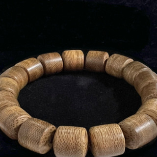 Vòng tay trầm hương thống lu “Minh Trí Tài Lộc” TRACY GIFTS, tuổi trầm 10 năm, phong thủy bình an