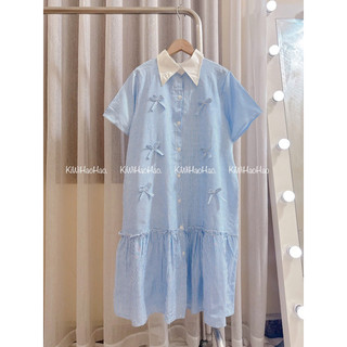 Váy bầu - CỘC TAY ĐŨI THÁI KẺ XANH CỔ SƠ MI ĐÍNH NHIỀU NƠ XINH