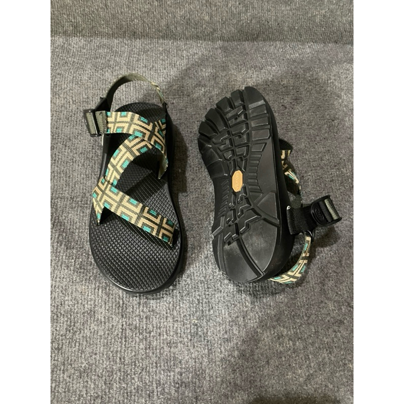 Sandal Chaco Nam màu kẻ vàng ô vuông
