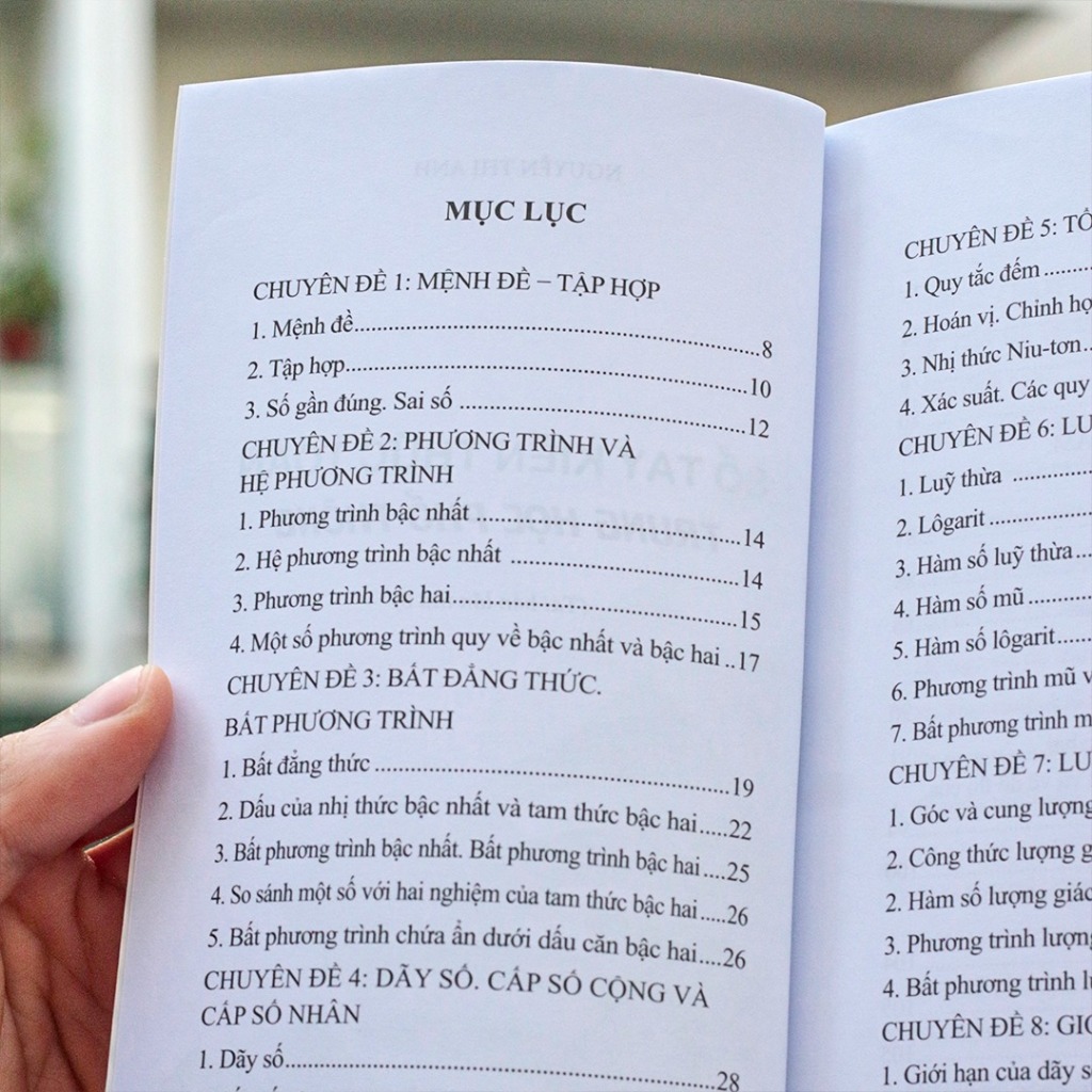 Ảnh Sách: Sổ Tay Kiến Thức Toán + Vật Lý + Hóa Học + Tiếng Anh + Ngữ Văn Trung Học Phổ Thông 2