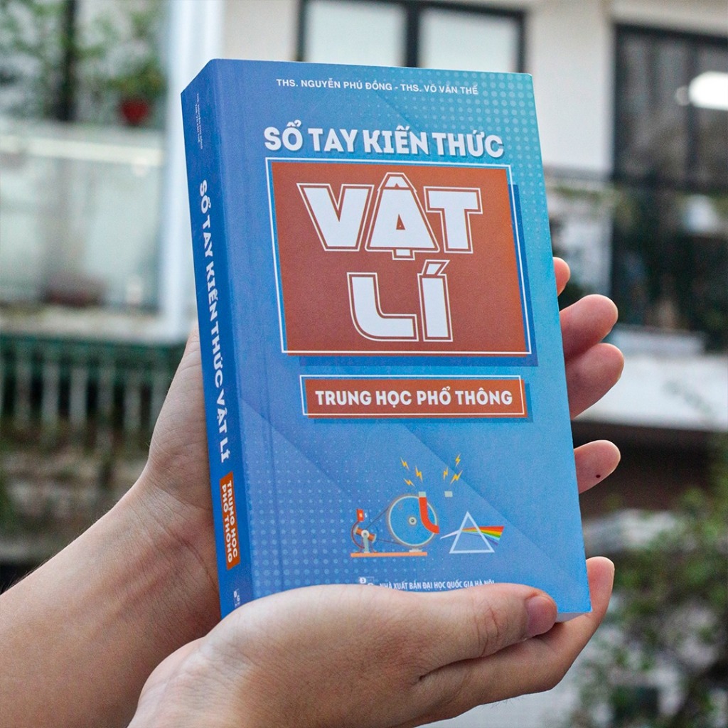 Ảnh Sách: Sổ Tay Kiến Thức Toán + Vật Lý + Hóa Học + Tiếng Anh + Ngữ Văn Trung Học Phổ Thông 3