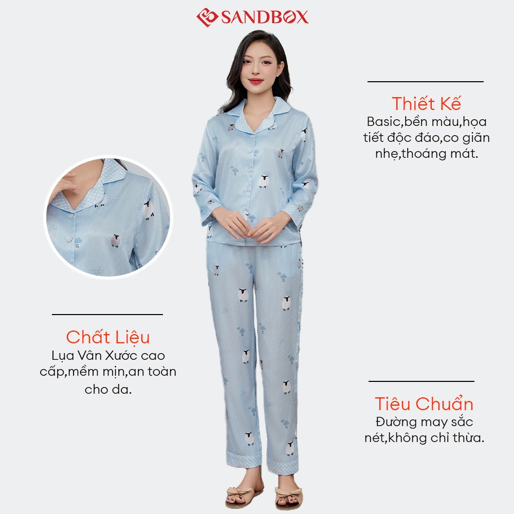 Ảnh Đồ Bộ Nữ, Bộ Pijama Dài SANDBOX Đồ Bộ Lụa Vân Xước Thiết Kế Phối Họa Tiết BPD24004 4
