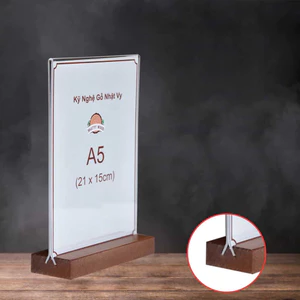 Standee mica a5, menu để bàn đế gỗ óc chó, menu gỗ đứng Nhatvywood NV5101
