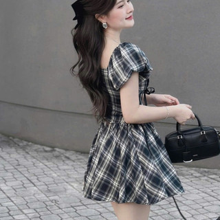 Đầm Nữ Kẻ Caro Tay Bồng Cổ U Chiết Eo Đáng yêu